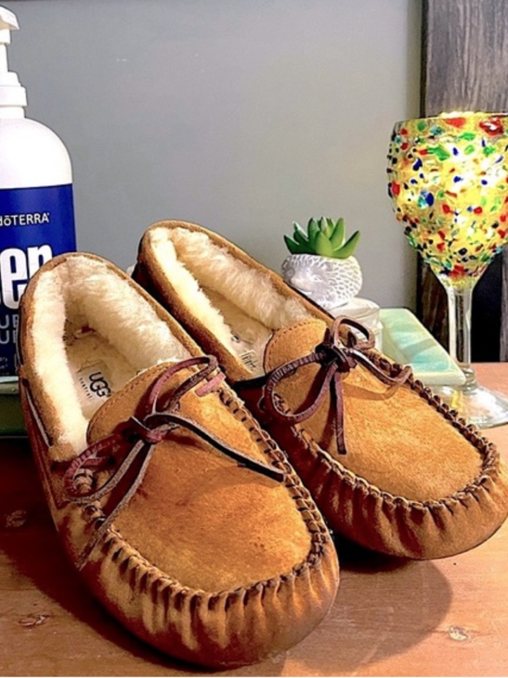 UGG Australia ~ Dakota Moccasin Fur Lined Slippers 🤎 Women's Size 7, NWOT - Picture 6 of 12